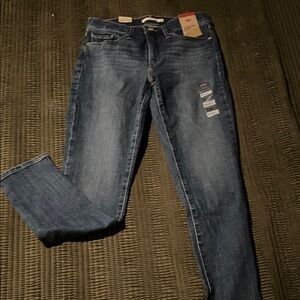 Levi's Women's Dark Blue Skinny Jeans